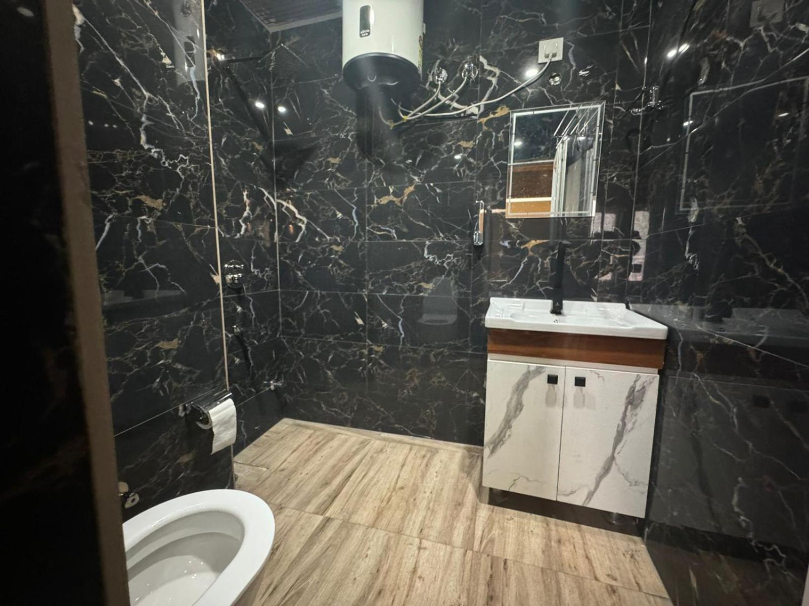 Hotel Dev Ganga Rishīkesh Extérieur photo
