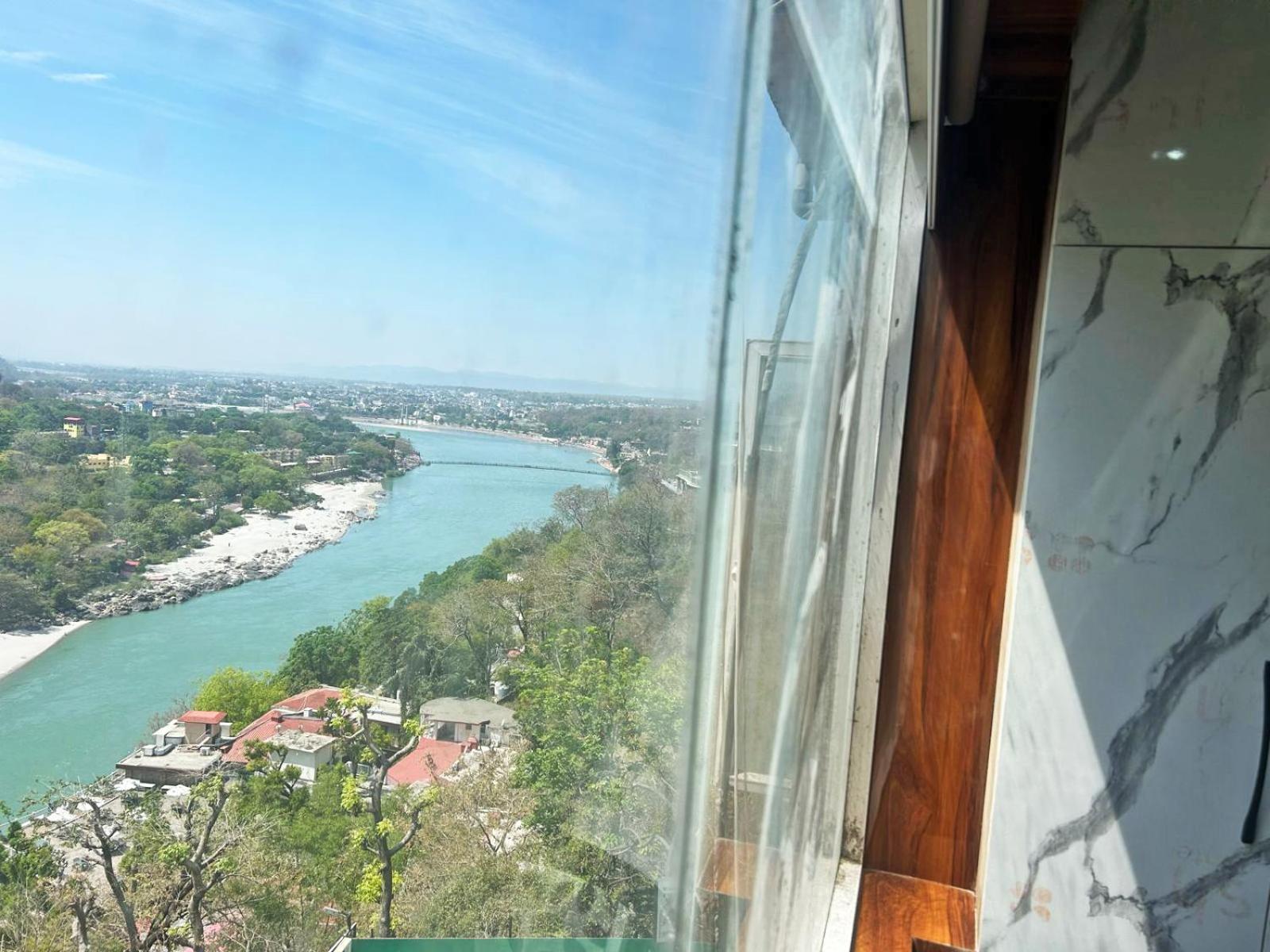 Hotel Dev Ganga Rishīkesh Extérieur photo